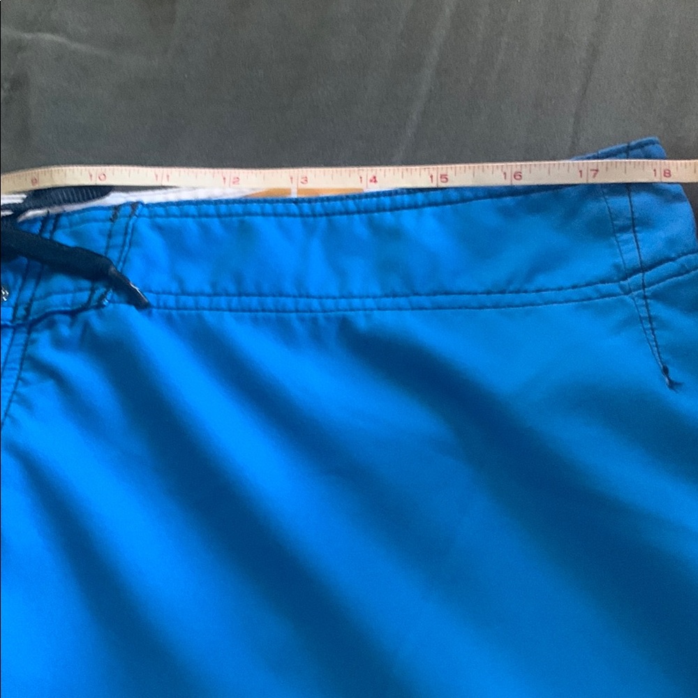 Quiksilver Los Angeles Chargers Boardshorts in Blue and White-lot of 2 - Picture 4 of 16